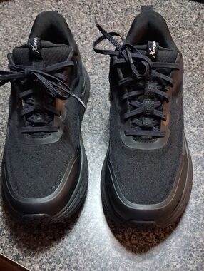 XELERO Men's Black Walking Shoe with Supportive Cushioning Sz 8